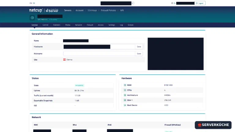 Server overview in the netcup SCP – the Display tab is the VNC console The server overview in the netcup Server Control Panel: tabs including “Display” (VNC console), status with snapshot quota, and the hardware specs