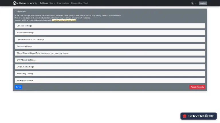 Das Vaultwarden-Admin-Panel mit den Bereichen General, SMTP Email und Backup Database